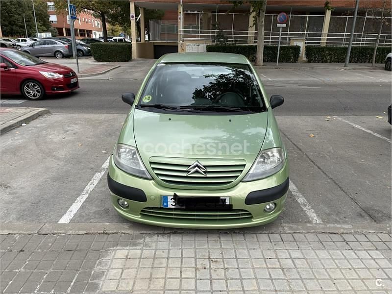 Usado Citroën C3 61 CV (44 kW) 2003 Verde Berlina
