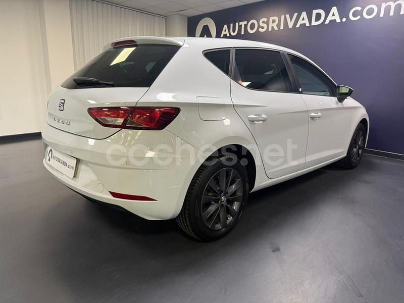 Usado Seat Leon Style 115 CV (84 kW) 2020 Blanco Berlina