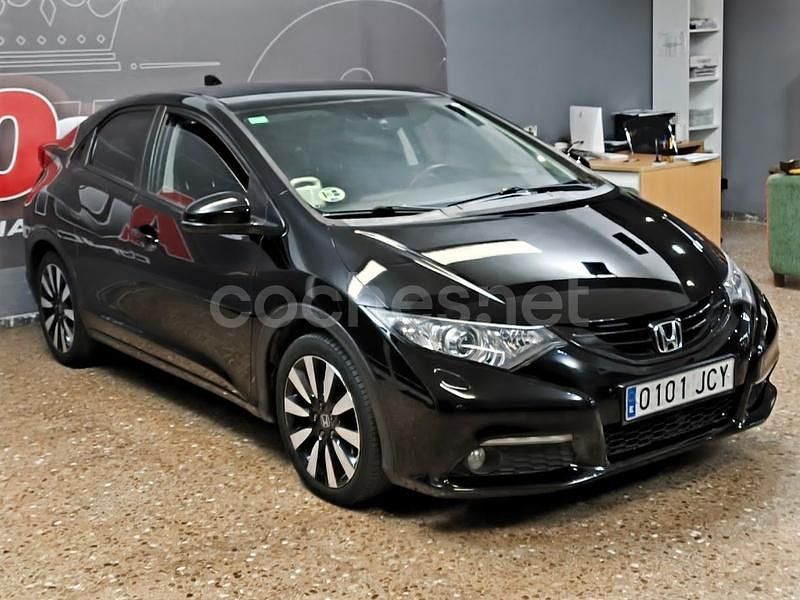 Negro Usado 2015 Honda Civic Elegance Familiar | 9990 € (Buen precio) - Imagen 1/4