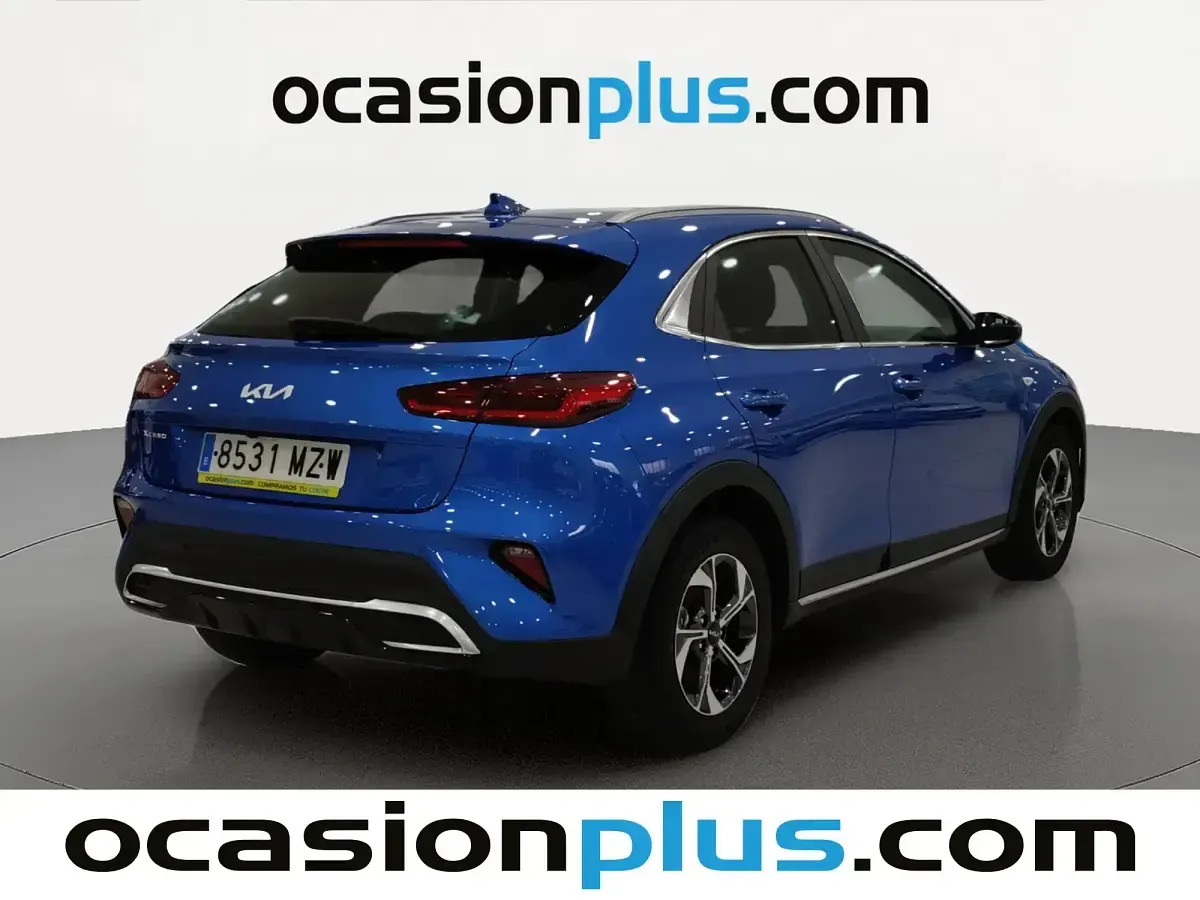 Usado Kia XCeed 100 CV (73 kW) 2025 Azul SUV
