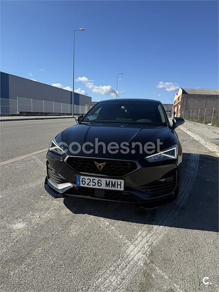 Usado Cupra Leon 190 CV (139 kW) 2023 Negro Berlina