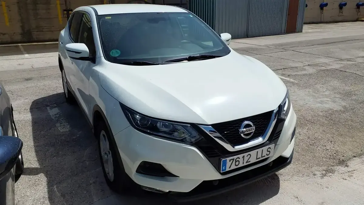 Usado Nissan Qashqai Acenta 116 CV (85 kW) 2020 Blanco SUV