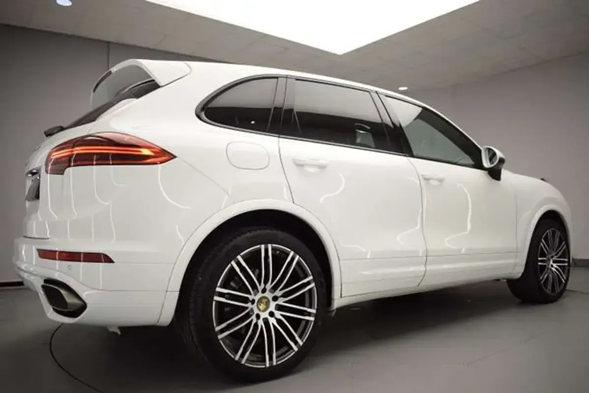 Usado Porsche Cayenne Diesel Platinum Edition 262 CV (192 kW) 2016 Blanco SUV