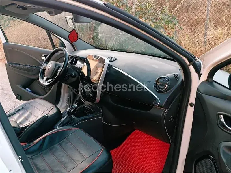 Usado Renault Zoe Intens 67 kW (92 CV) 2017 Eléctrico Utilitario