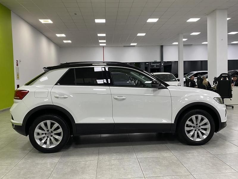 Usado VW T-Roc Advance 150 CV (110 kW) 2021 Blanco SUV