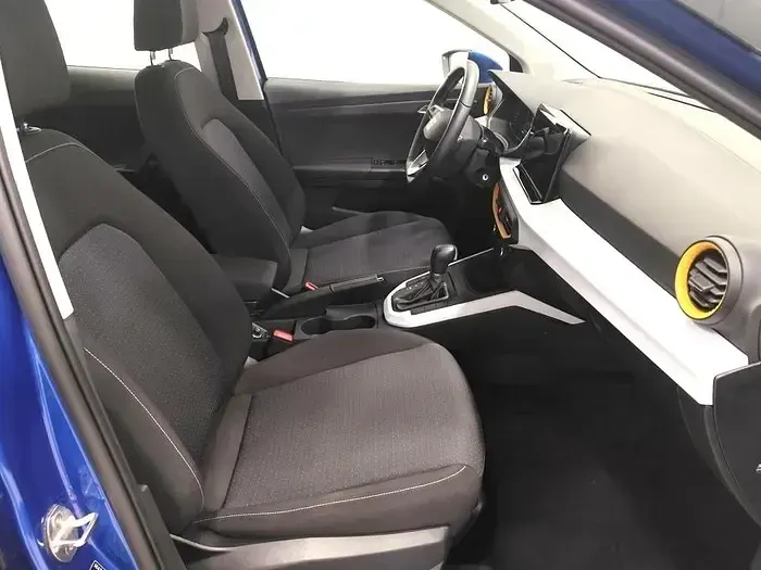 Usado Seat Arona Style 115 CV (84 kW) 2024 Azul SUV