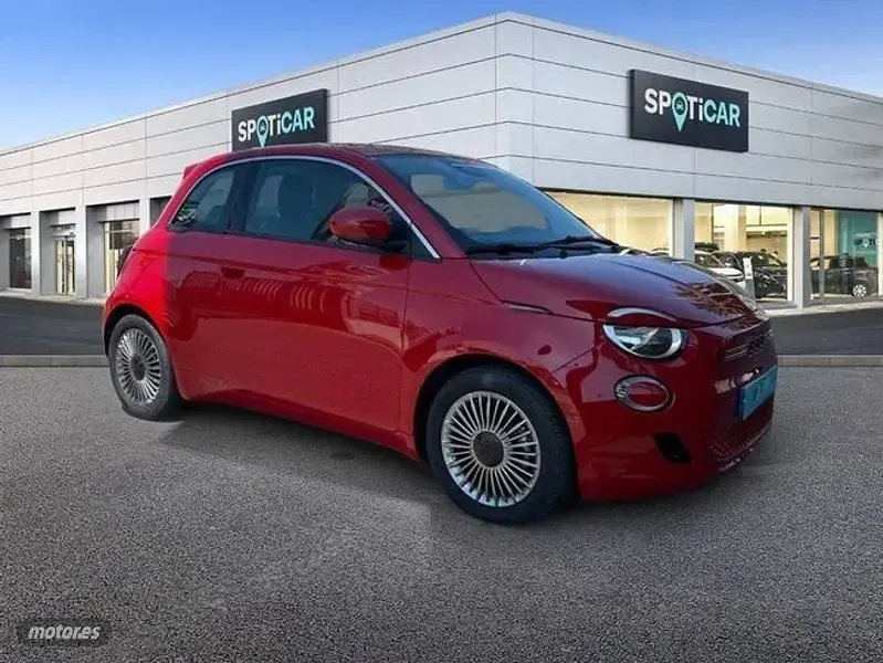 Usado Fiat 500e Red 86 kW (118 CV) 2023 Rojo Berlina