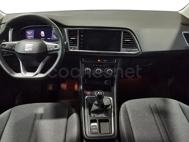 Usado Seat Ateca Style 150 CV (110 kW) 2025 Blanco SUV