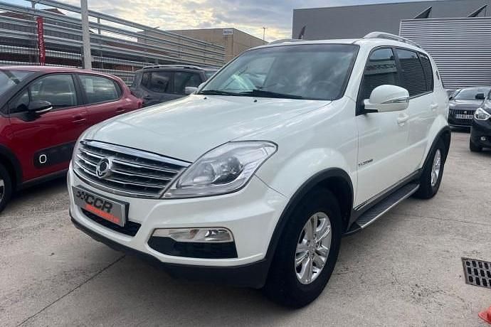 Blanco Usado 2014 Ssangyong Rexton SUV | 11.700 € (Precio justo) - Imagen 1/4
