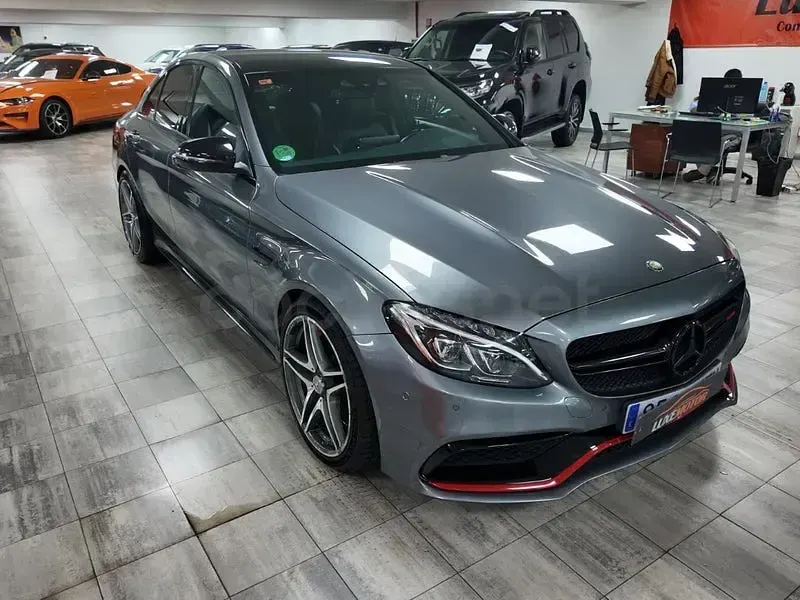Usado Mercedes C63S AMG 510 CV (375 kW) 2017 Gris / plata Berlina