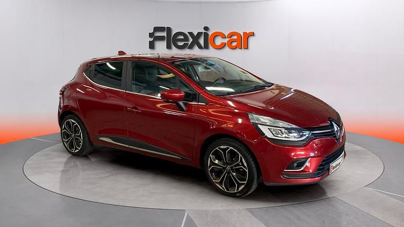 Usado Renault Clio IV Zen 91 CV (66 kW) 2019 Rojo Berlina