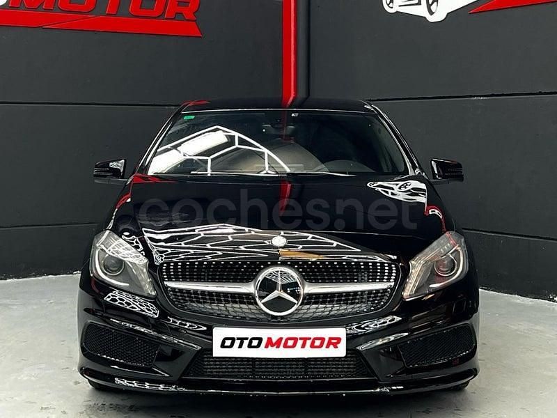 Usado Mercedes A200 AMG line 136 CV (100 kW) 2015 Negro Berlina