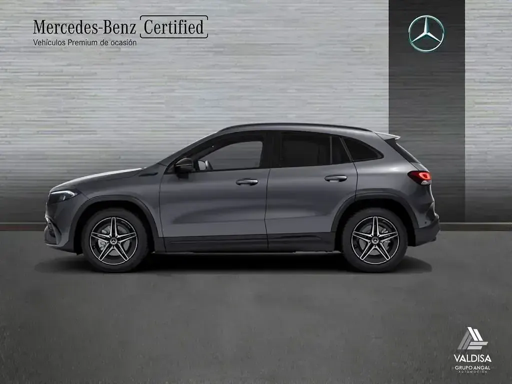 Usado Mercedes EQA250 AMG line 139 kW (190 CV) 2022 Gris montaña SUV