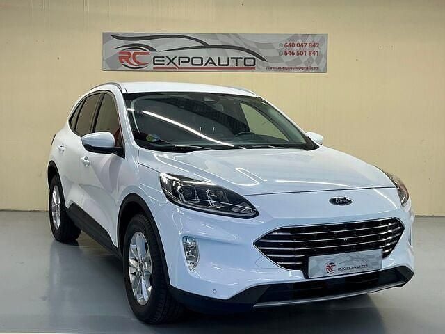 Usado Ford Kuga ST-Line 150 CV (110 kW) 2022 Blanco SUV