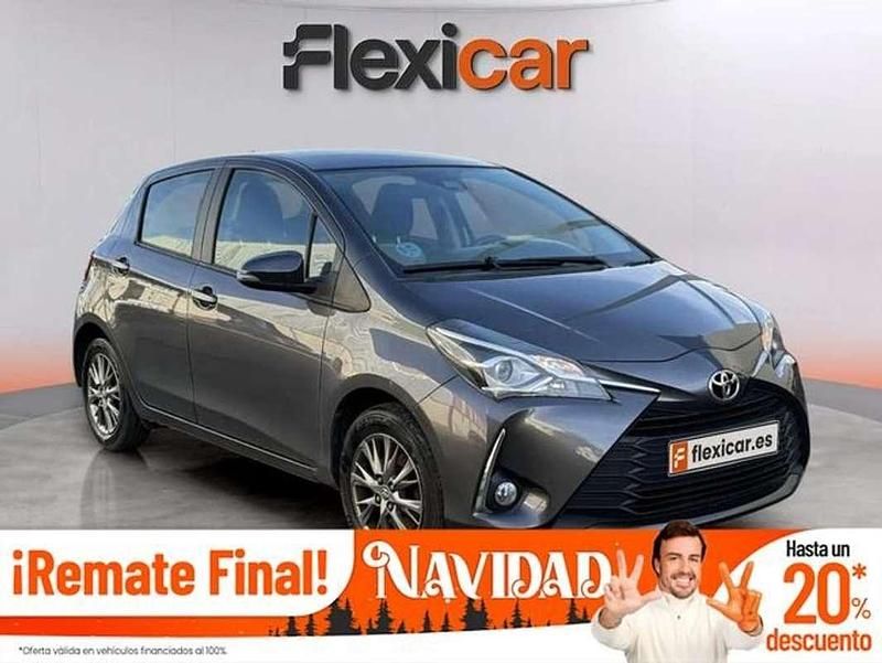 Gris Usado 2017 Toyota Yaris Active Utilitario | 10.490 € (Precio justo) - Imagen 1/4