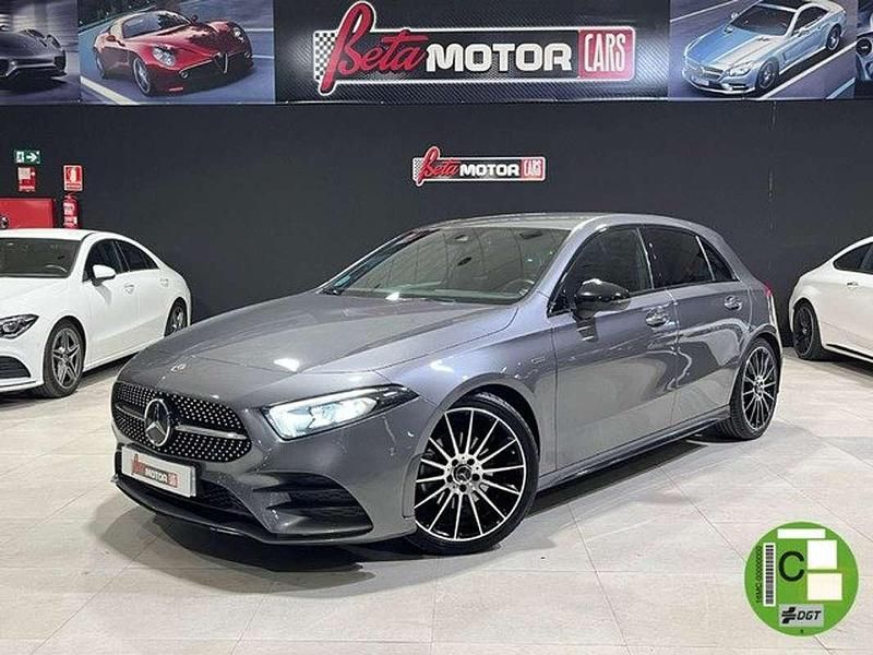 Usado Mercedes A200 150 CV (110 kW) 2021 Gris Utilitario