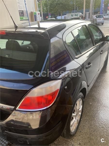 Negro Usado 2007 Opel Astra Energy Familiar | 3500 € (Precio justo) - Imagen 1/4