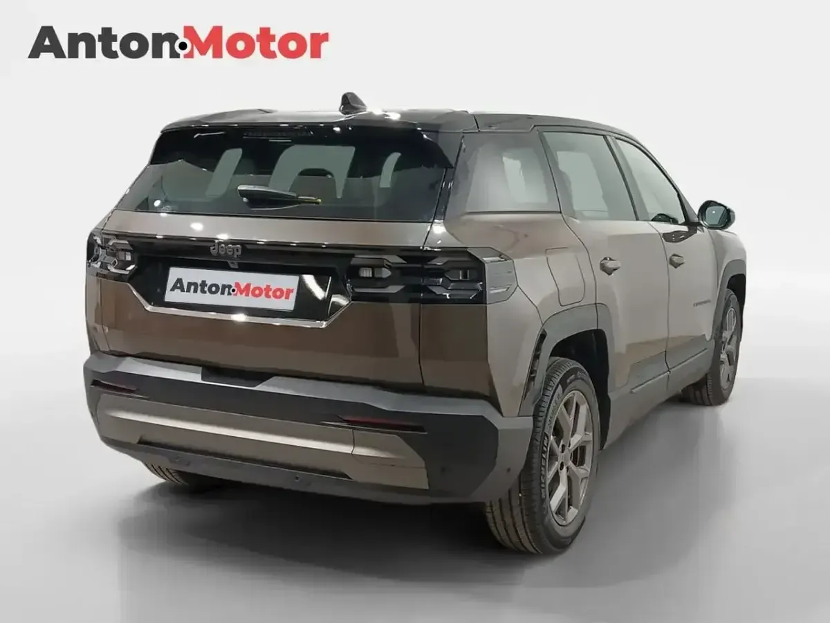 Nuevo Jeep Compass Altitude 145 CV (106 kW) 2026 Marrón SUV