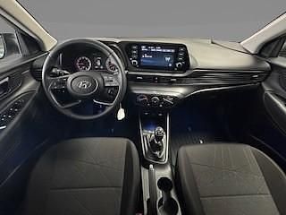 Usado Hyundai Bayon 84 CV (61 kW) 2023 Mangrove green SUV