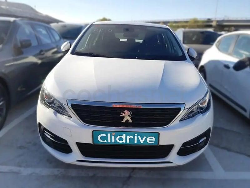 Usado Peugeot 308 SW Active 130 CV (95 kW) 2021 Blanco Familiar