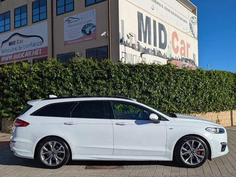 Usado Ford Mondeo ST-Line 187 CV (137 kW) 2021 Blanco Familiar