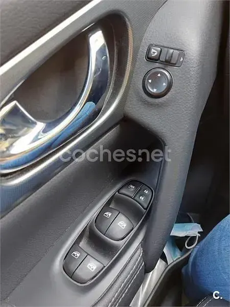 Usado Nissan Qashqai N-Connecta 160 CV (117 kW) 2019 Granate SUV