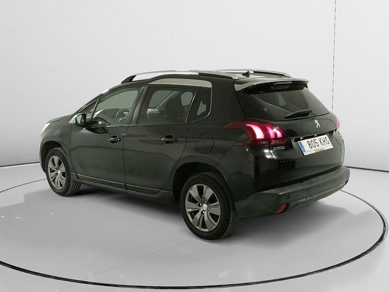 Usado Peugeot 2008 Style 82 CV (60 kW) 2018 Negro SUV