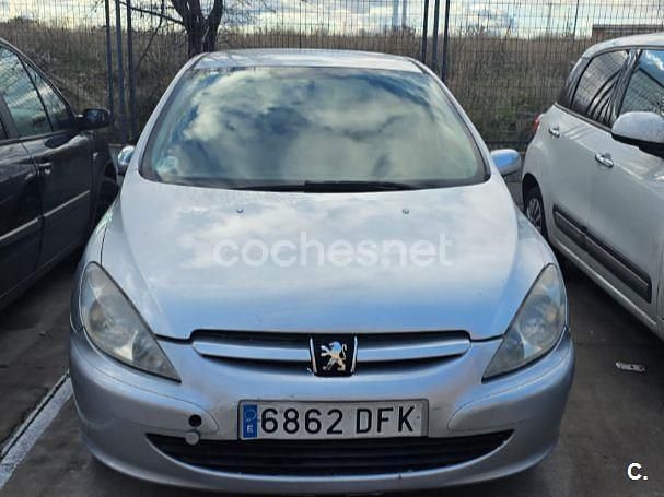 Usado Peugeot 307 110 CV (80 kW) 2005 Gris / plata Berlina