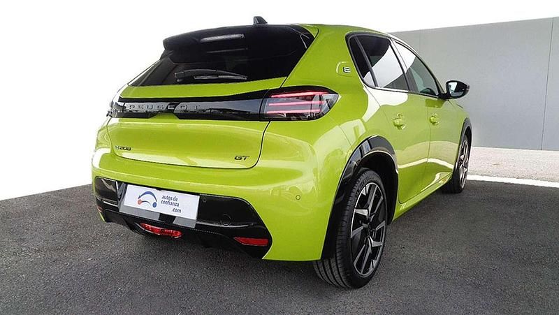 Usado Peugeot e-208 GT 114 kW (156 CV) 2024 Utilitario