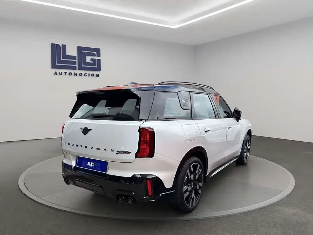 Usado Mini John Cooper Works 300 CV (220 kW) 2025 Blanco Utilitario