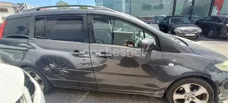 Usado Mazda 5 Active 110 CV (80 kW) 2006 Gris / plata Monovolumen