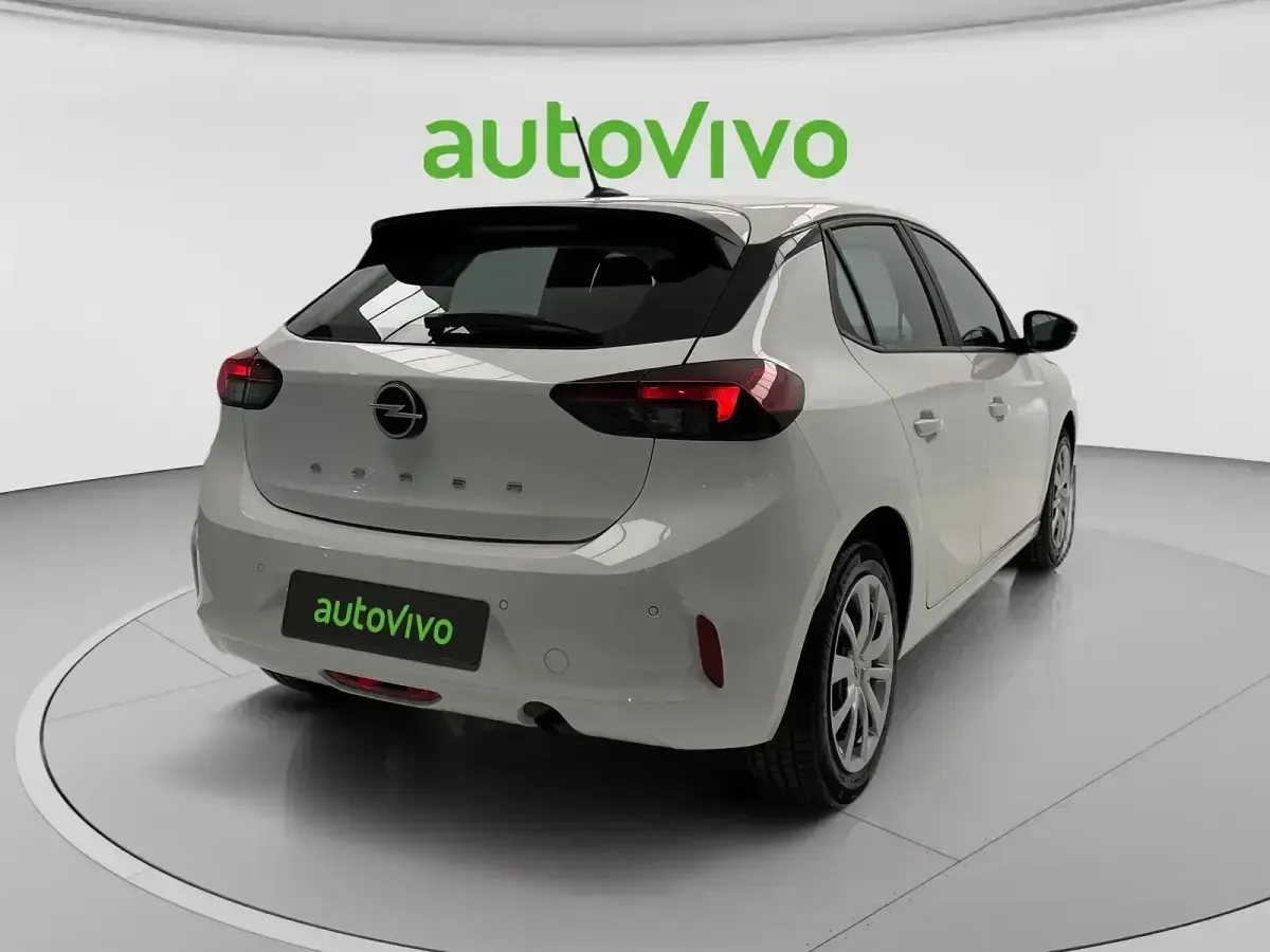 Usado Opel Corsa Edition 75 CV (55 kW) 2025 Blanco Utilitario