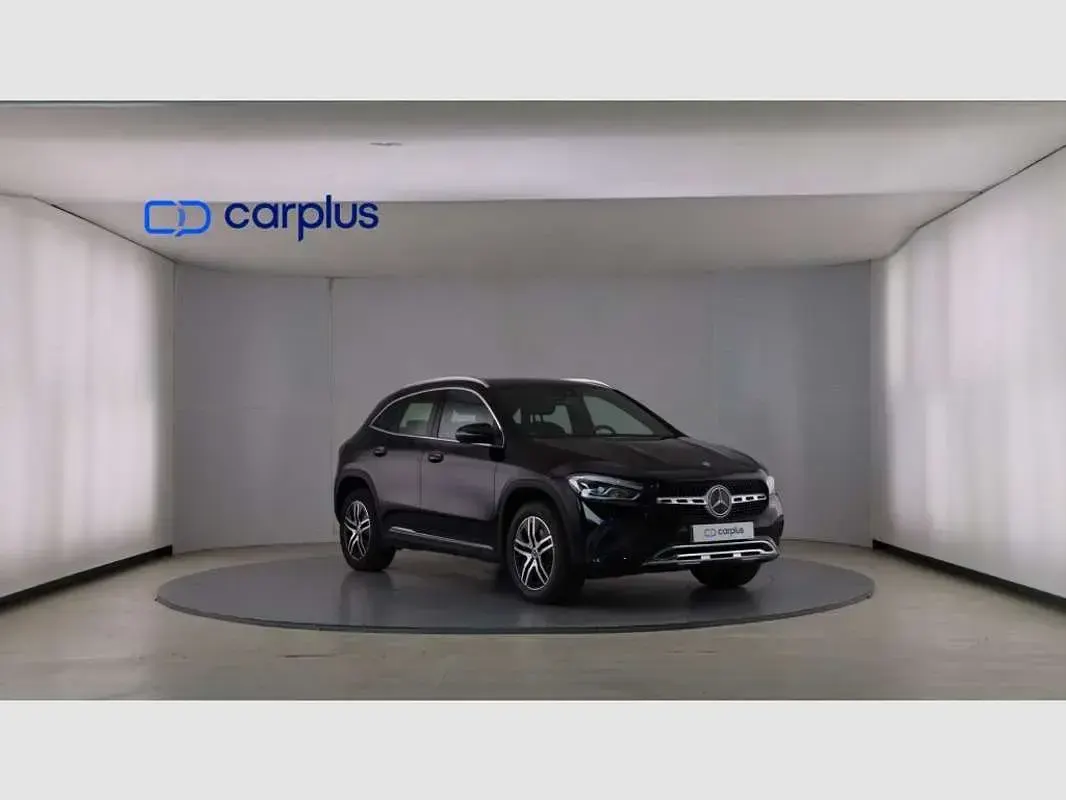 Usado Mercedes GLA250 218 CV (160 kW) 2022 Negro SUV