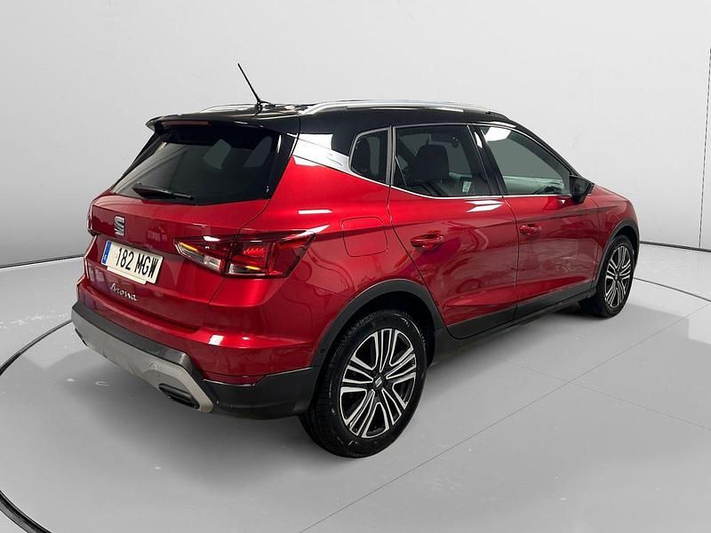 Usado Seat Arona Xperience 110 CV (80 kW) 2023 Rojo SUV