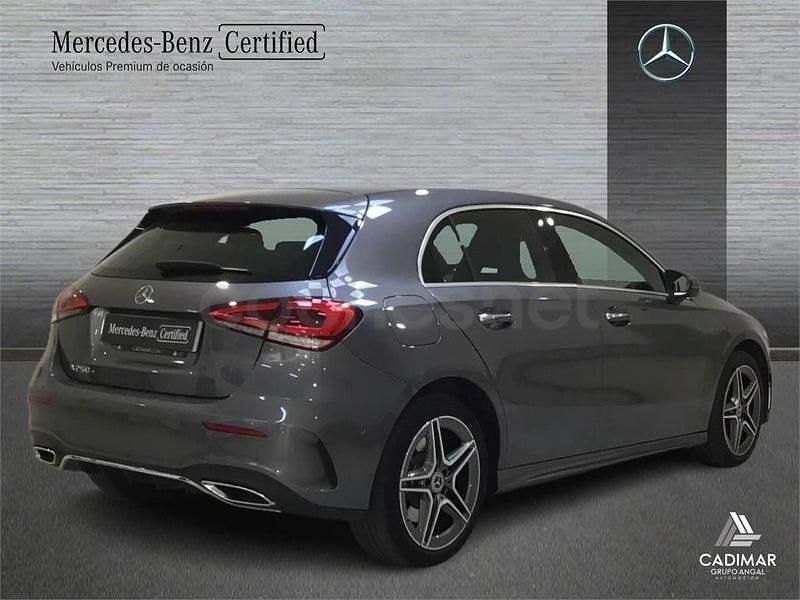 Usado Mercedes A250 218 CV (160 kW) 2021 Gris / plata Berlina