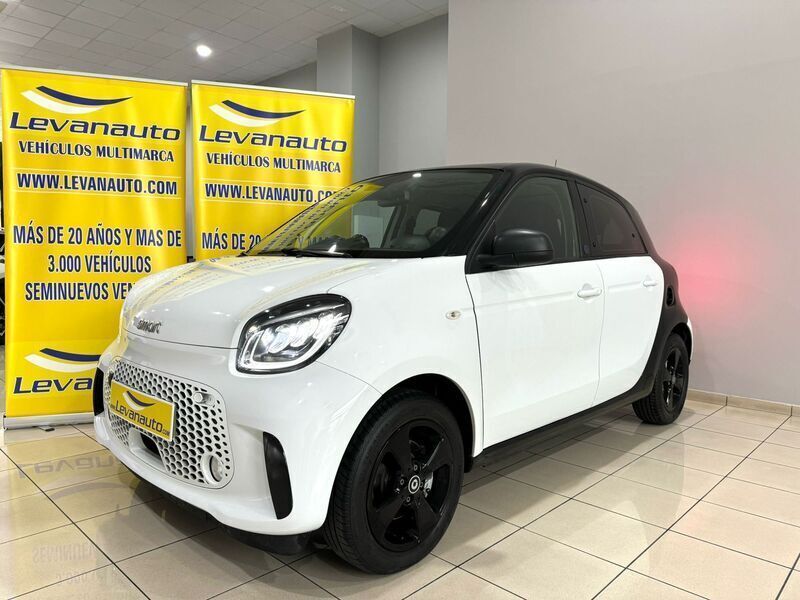 Usado Smart ForFour Electric Drive Passion 60 kW (82 CV) 2020 Blanco