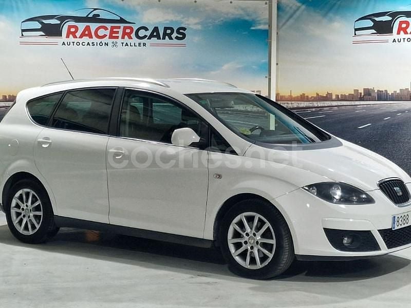 Blanco Usado 2010 Seat Altea XL Style Monovolumen | 5995 € (Precio justo) - Imagen 1/4