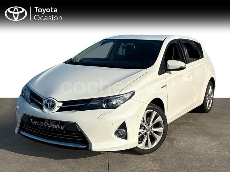 Blanco Usado 2013 Toyota Auris Hybrid Advance Berlina | 10.990 € (Buen precio) - Imagen 1/4