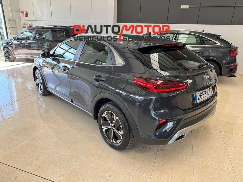 Usado Kia XCeed 141 CV (103 kW) 2021 Gris SUV