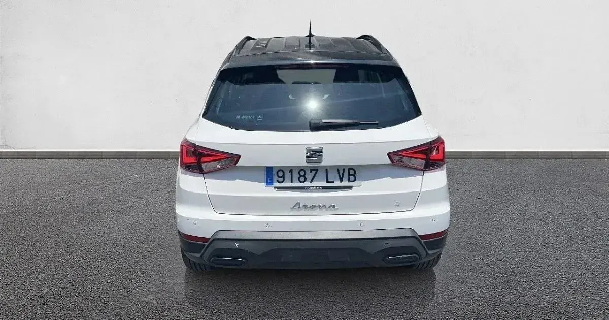 Usado Seat Arona Style Plus 110 CV (80 kW) 2021 SUV