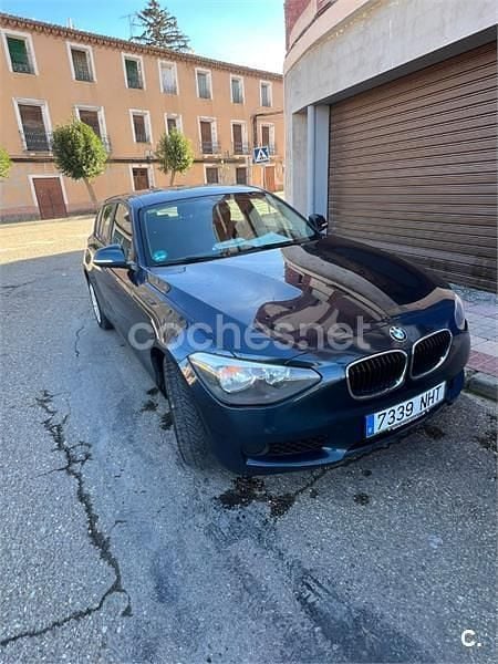 Usado BMW 114 Comfort Edition 102 CV (75 kW) 2014 Azul Utilitario
