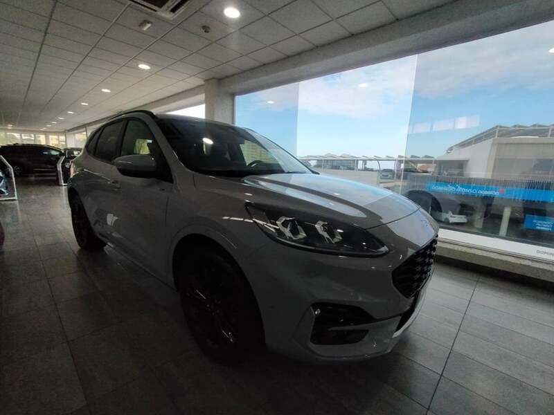 Gris Usado 2023 Ford Kuga ST-Line X SUV | 26.826 € (Super precio) - Imagen 1/4