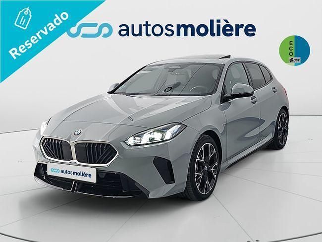 Usado BMW 120 Comfort Edition 170 CV (125 kW) 2025 Gris Utilitario