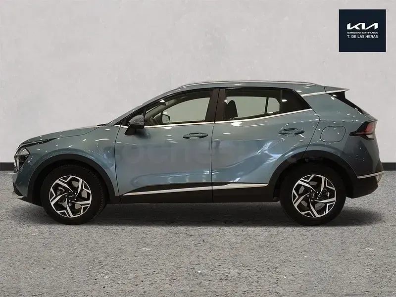 Usado Kia Sportage 150 CV (110 kW) 2022 Gris / plata SUV