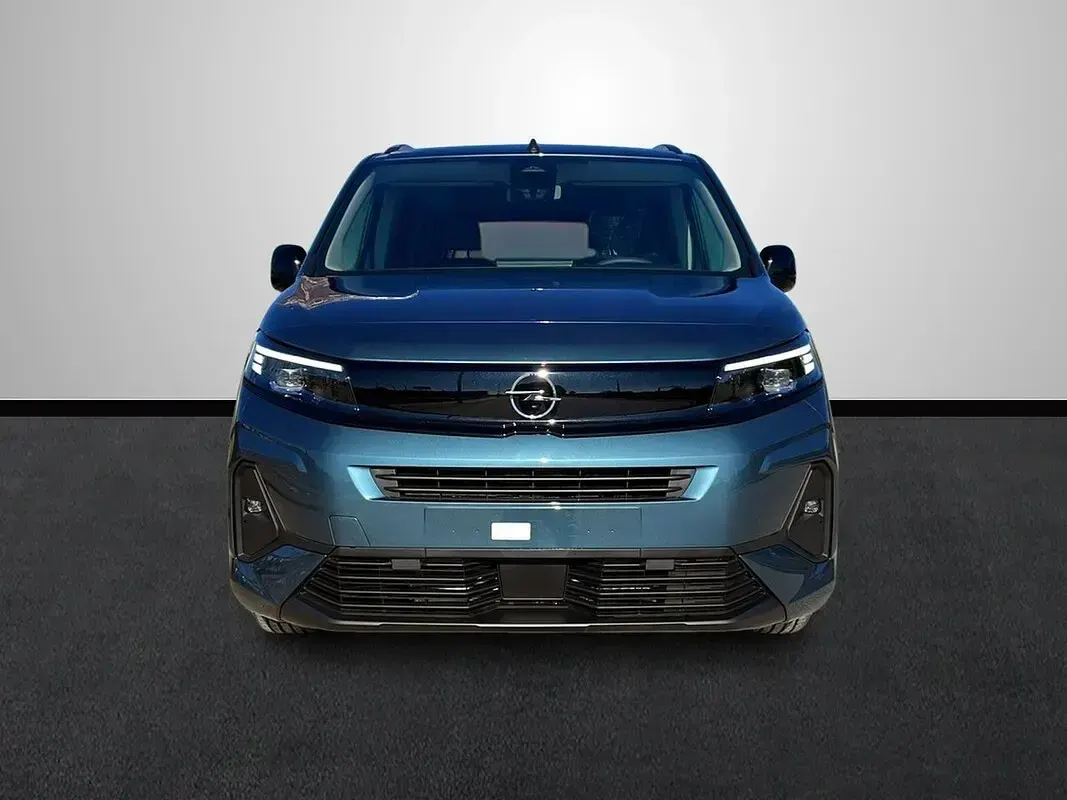 Nuevo Opel Combo S 100 CV (73 kW) 2026 Azul claro Monovolumen