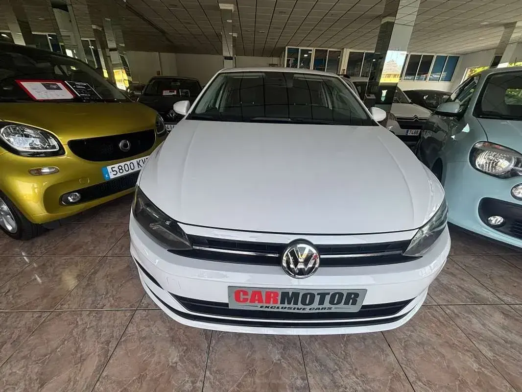 Usado VW Polo Advance 95 CV (69 kW) 2018 Blanco Utilitario