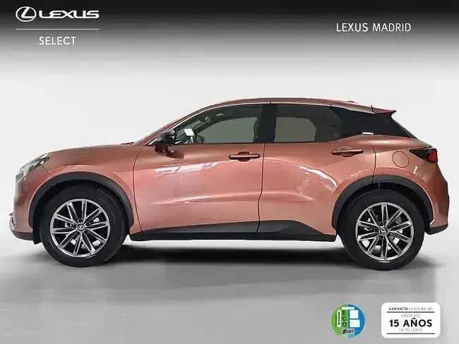 Usado Lexus LBX 136 CV (100 kW) 2025 Otro SUV