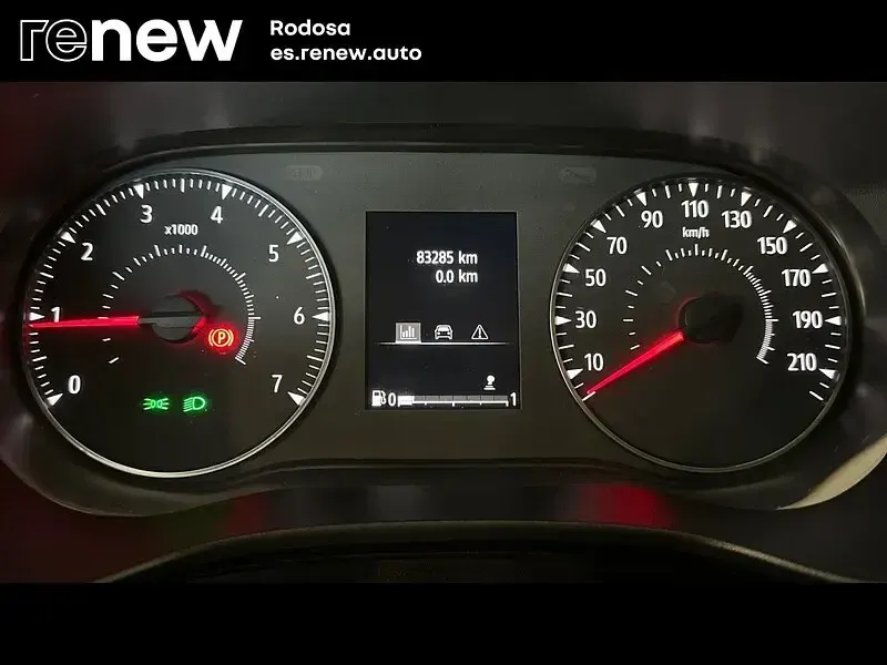 Usado Dacia Jogger Extreme 100 CV (73 kW) 2022 Blanco Monovolumen