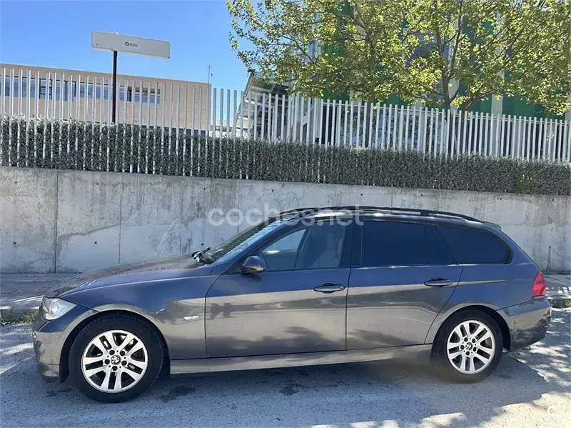 Brugt BMW 320 163 HK (119 kW) 2007 Grå Stationcar
