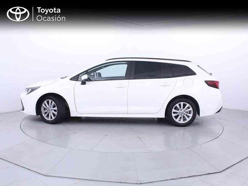 Usado Toyota Corolla Active 141 CV (103 kW) 2024 Blanco Familiar